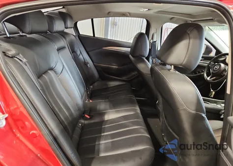 2018 Mazda 6 Grand Touring z USA, uszkodzony, nr VIN JM1GL1TY9J1321642